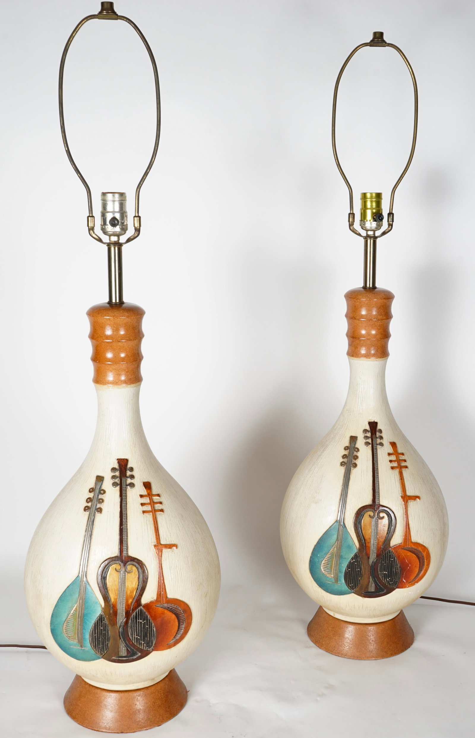 Vintage Fortune Table Lamps Set of 2 - 6
