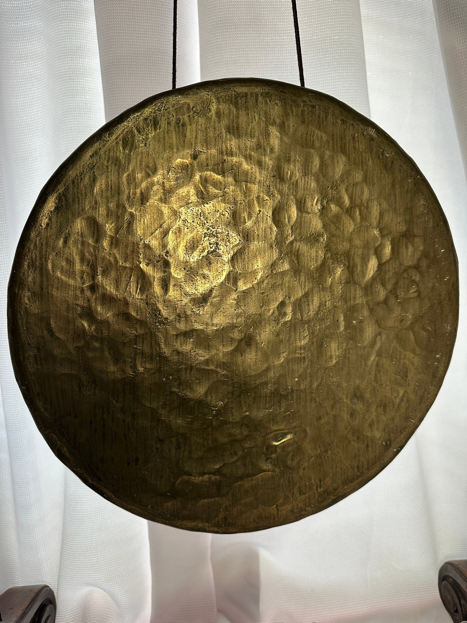 Antique English Carved Oak & Brass Dinner Gong W/ Barley Twist Legs & Mallet - 2