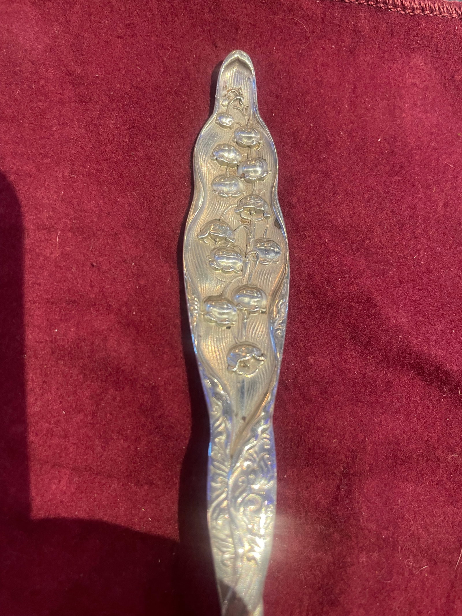 Late 19th Century Sterling Set /8 Spoons in "Lily of the Valley " Pattern by Whiting Manufacturing - 5