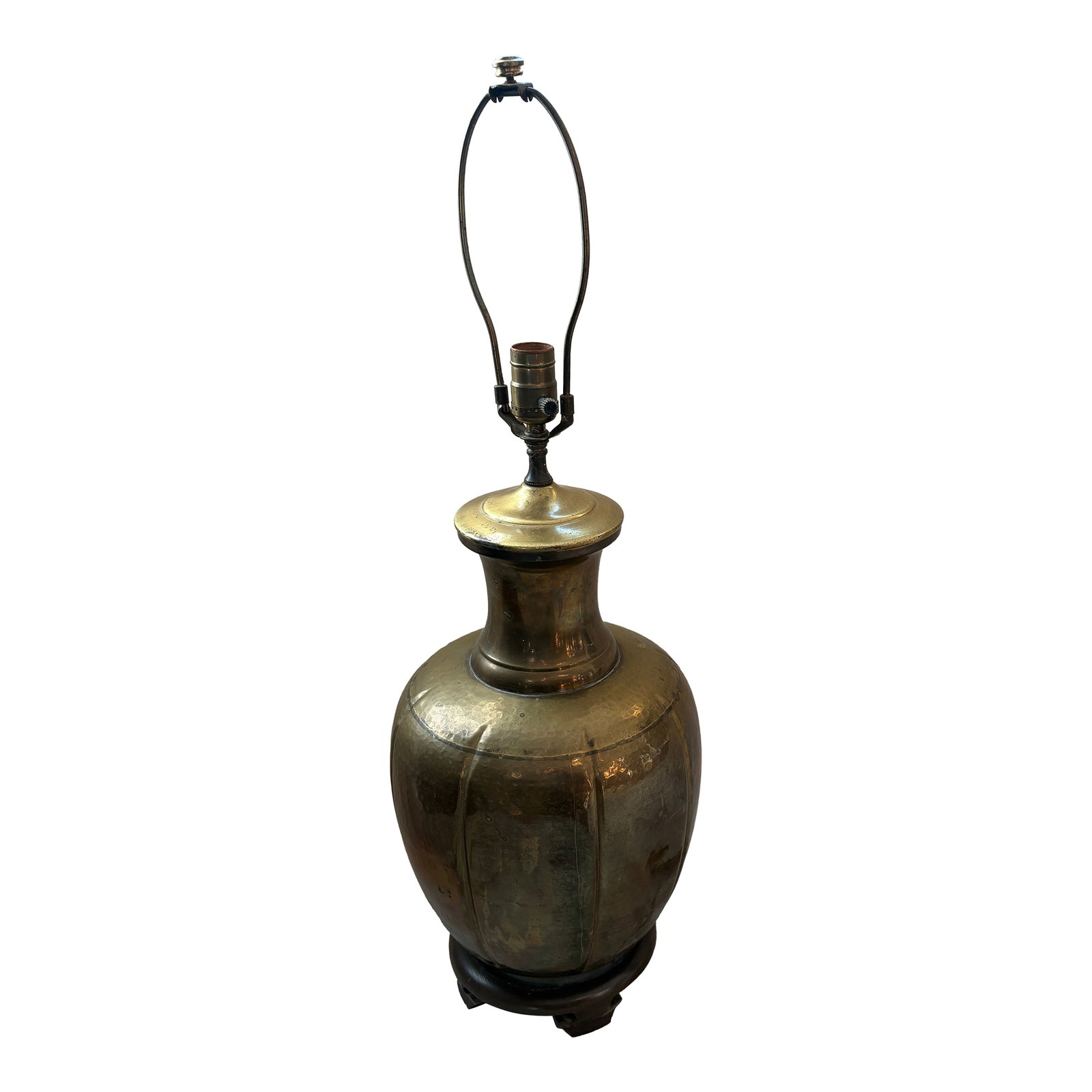 1950s Mid-Century Brass Ginger Jar Table Lamp on Wood Base, Circa 1950s: A substantial mid-century brass table lamp in classic ginger-jar form, dating to the 1950s. The hand-formed brass body shows visible seams and a richly aged, untouched patina with warm tonal
