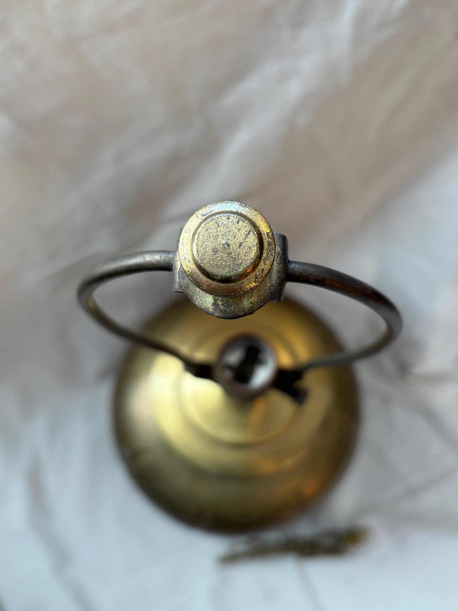 1950s Mid-Century Brass Ginger Jar Table Lamp on Wood Base, Circa 1950s - 9