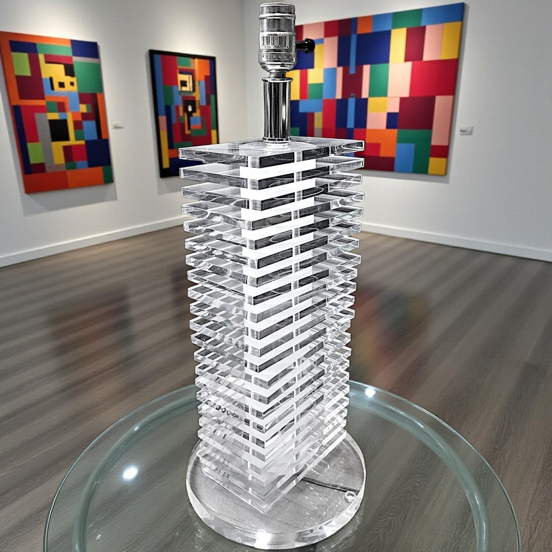 Vintage Mid Modernist Clear Lucite Stacked Tiled Skyscraper Table Lamp, Attributed to Bauer - 9