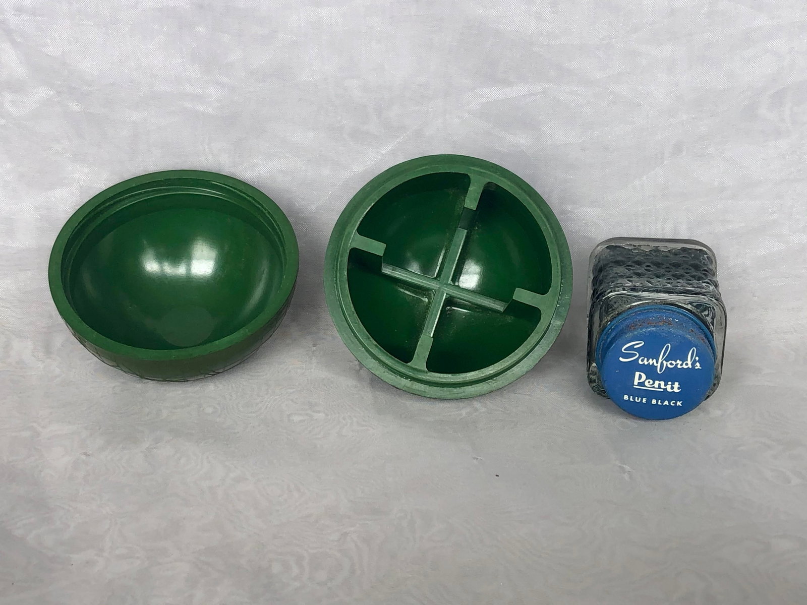 Vintage Bakelite World Globe Inkwell - 11