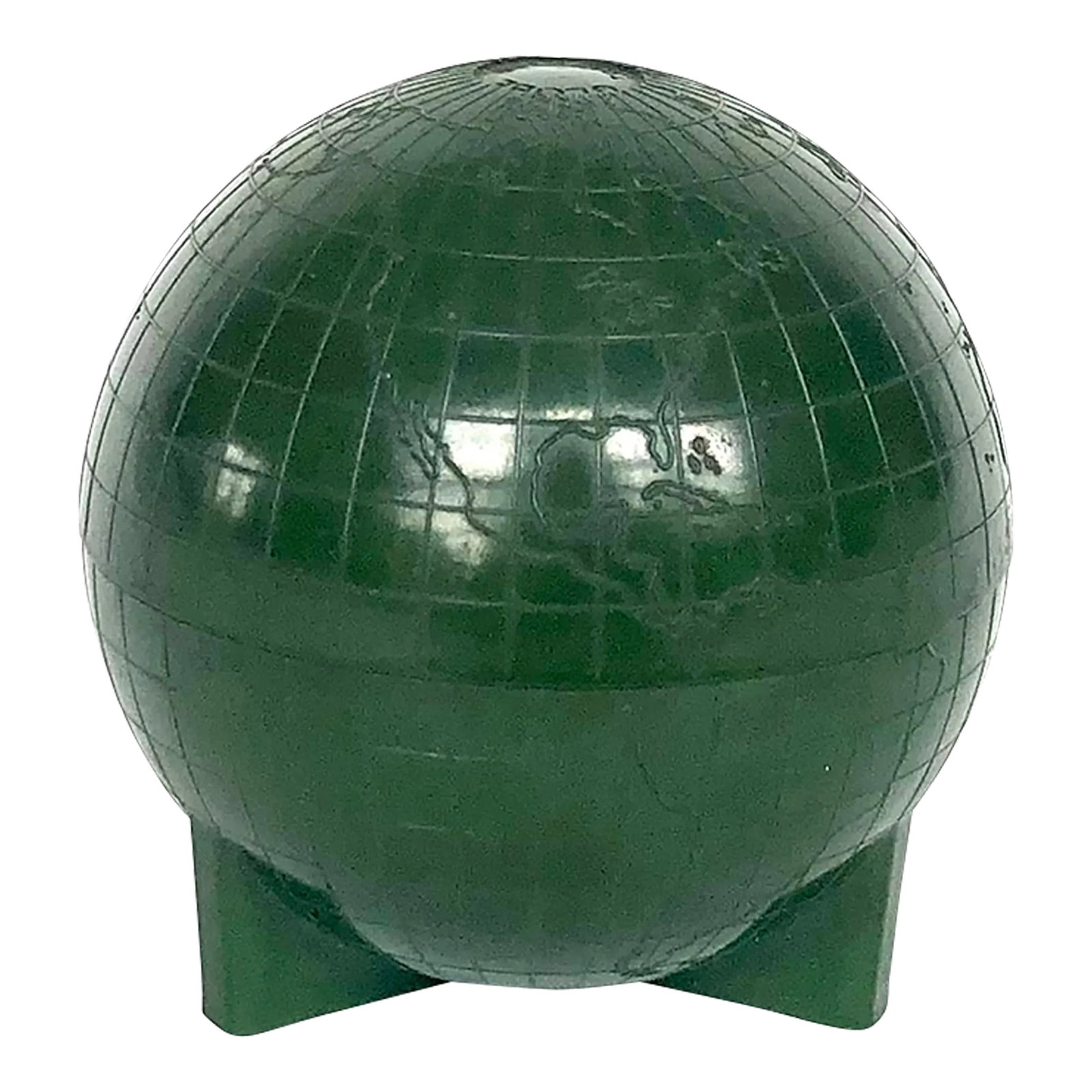 Vintage Bakelite World Globe Inkwell: Produced by Sanford Ink Company in the 1930s, this vintage globe inkwell would make a cool home office decor accent. The miniature bakelite plastic world globe twists and opens at the equator revealin
