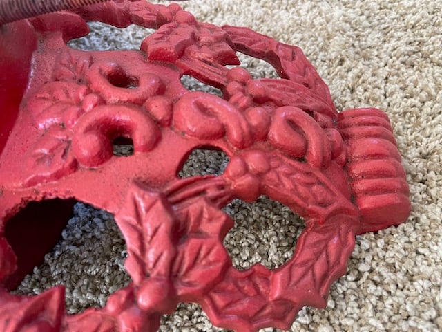 Heavy All Metal Vintage Tree Stand - 4