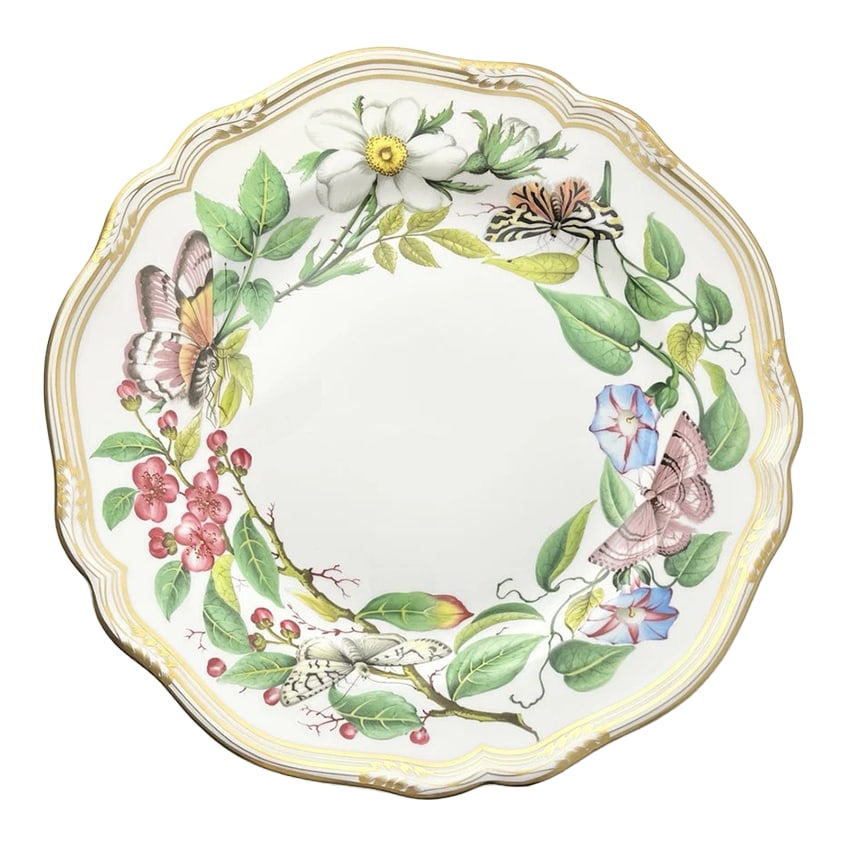 2000s Spode "Butterfly Garden" Single Bone China Dinner Plate: 2000s Spode "Butterfly Garden" Single Bone China Dinner Plate 11" England Y8063 Excellent condition. Never used. No chips, cracks, or fleabites. Length 11" Height 1 1/8" Circa 2000s Condition: