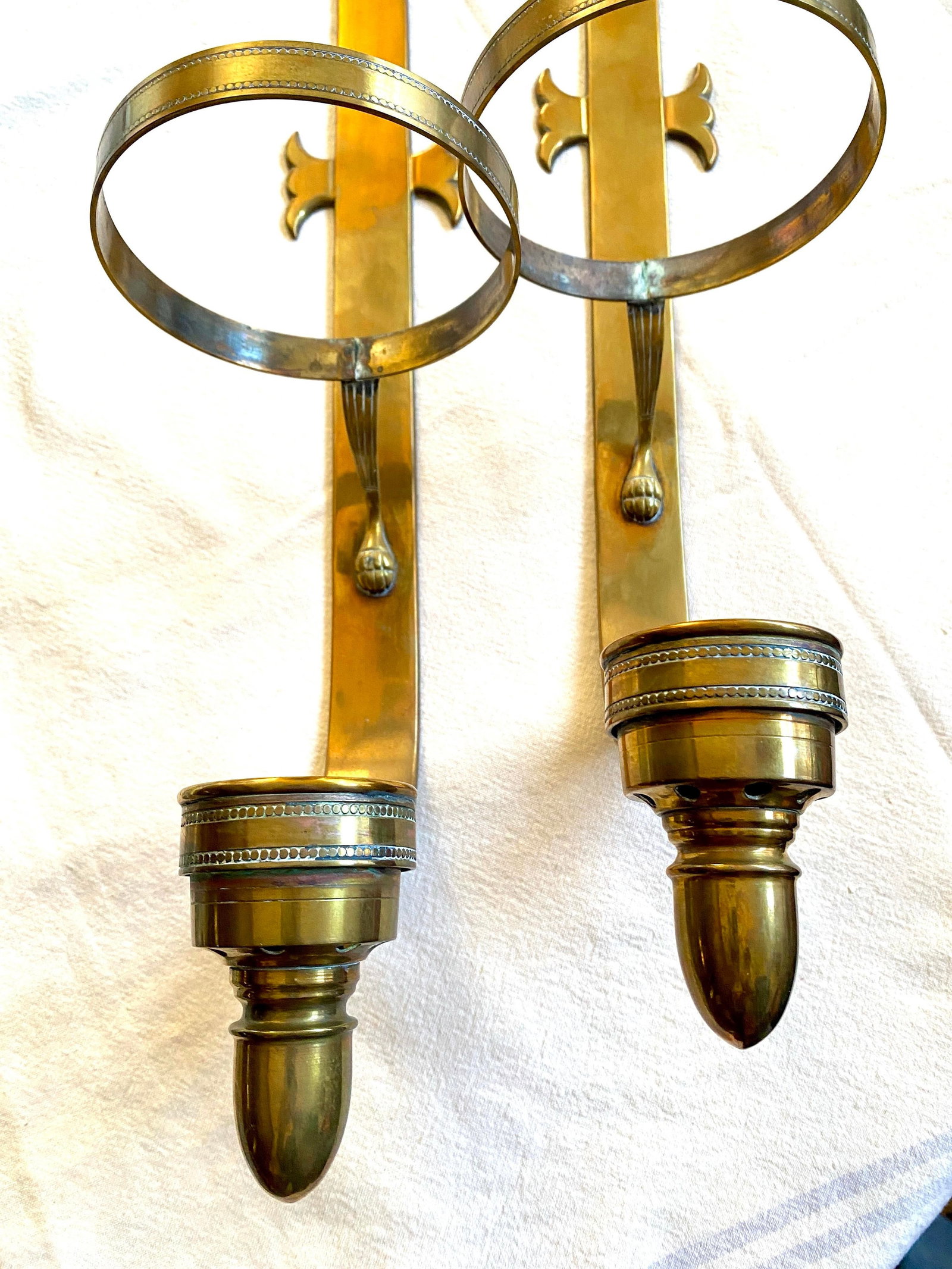 Mid 20th Century Pair Attr Lester Berry Brass Candle Wall Sconces - 5