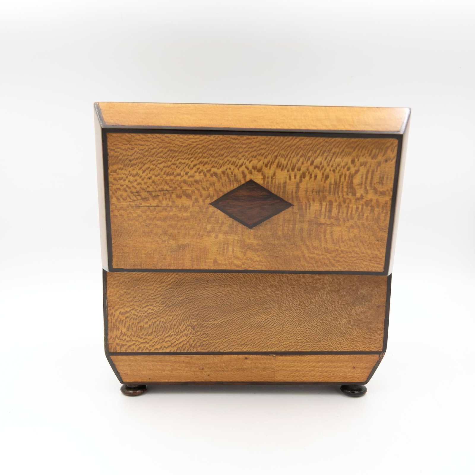 Early 19th Century Solid Lacewood Box With Campaign Handles - 12