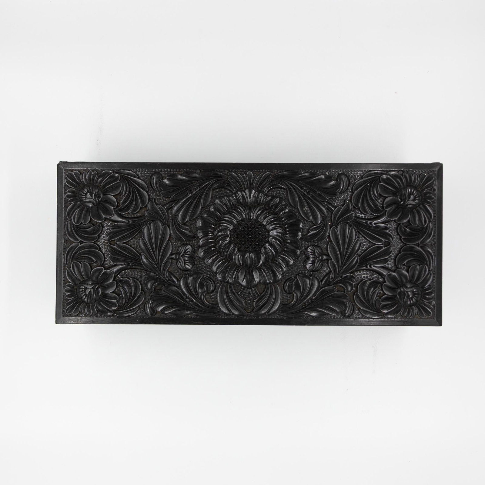 Anglo-Indian Carved Ebony Glove Box Mid-19th Century - 11
