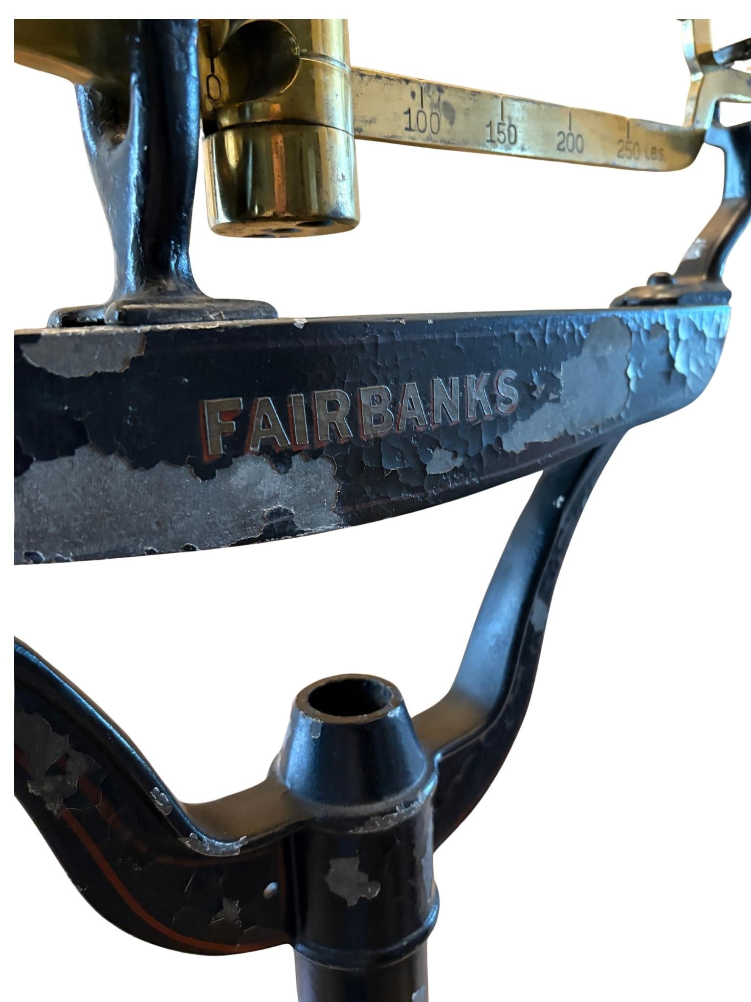 Antique Fairbanks Physician's Industrial Medical Scale in Cast Iron & Brass, Early 20th Century - 8