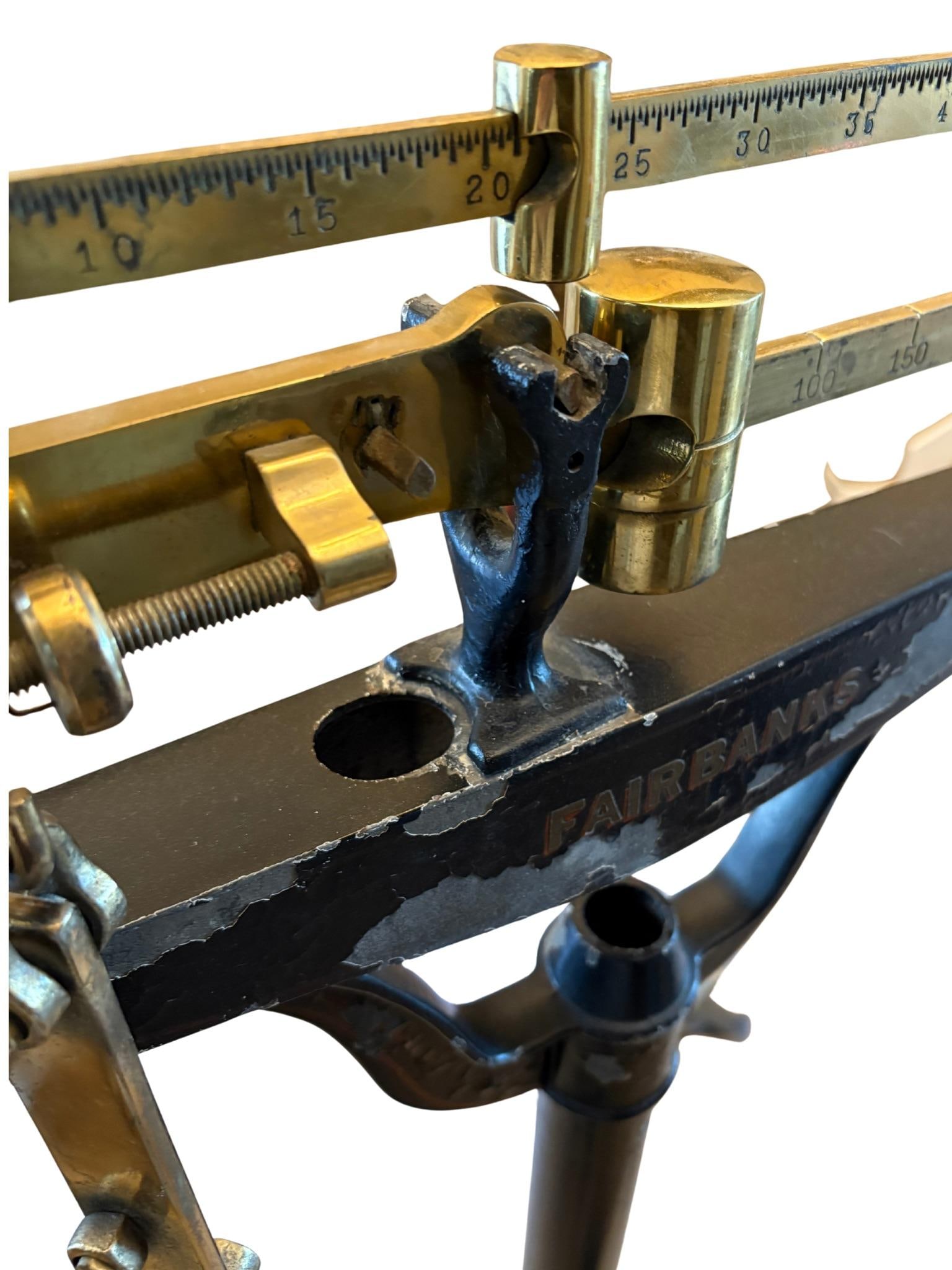 Antique Fairbanks Physician's Industrial Medical Scale in Cast Iron & Brass, Early 20th Century - 9
