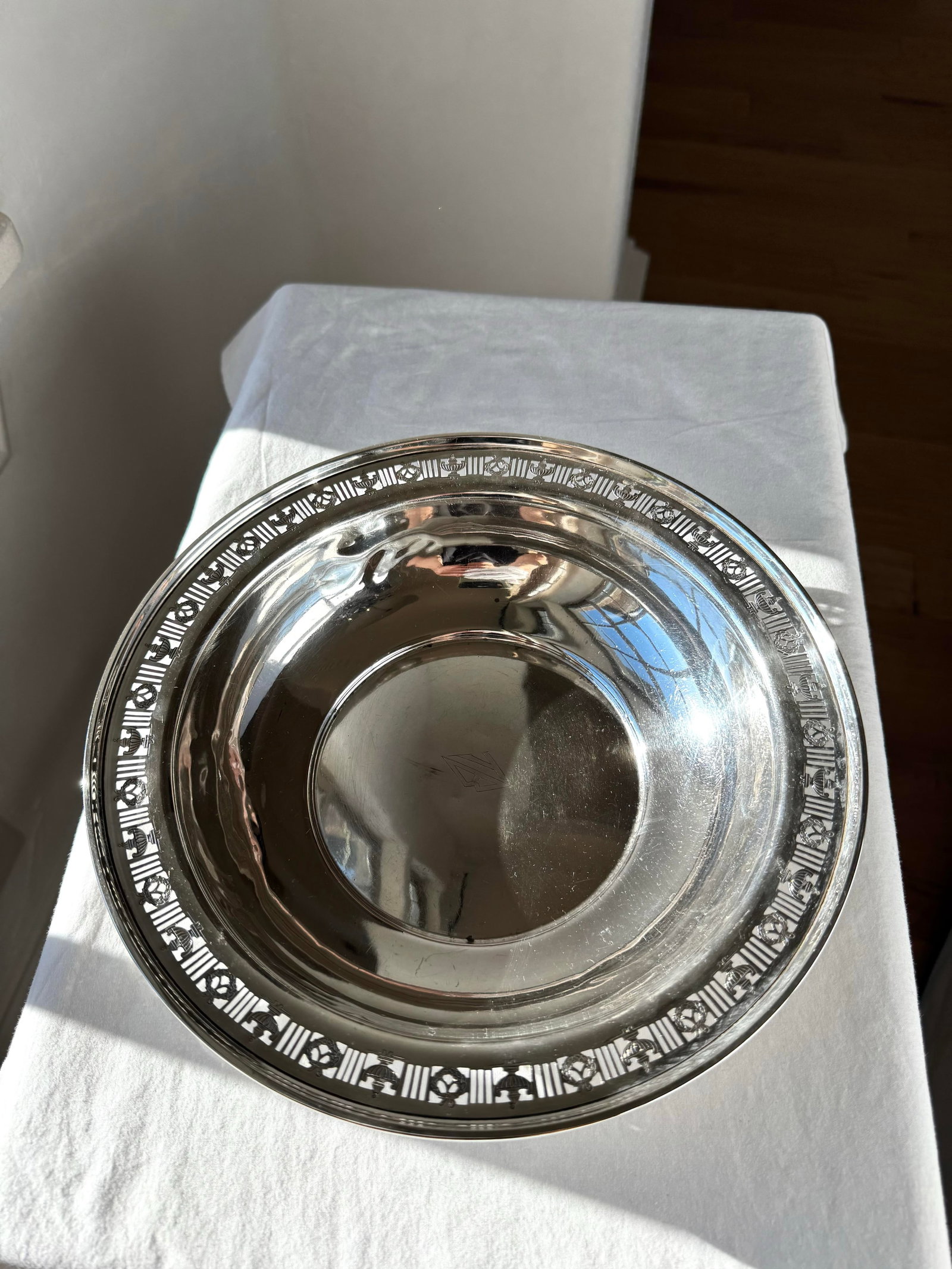 Antique .925 Sterling Silver Oval Serving Bowl - Pierced Gallery Rim, Crown & Fleur-De-Lis Motif - 2