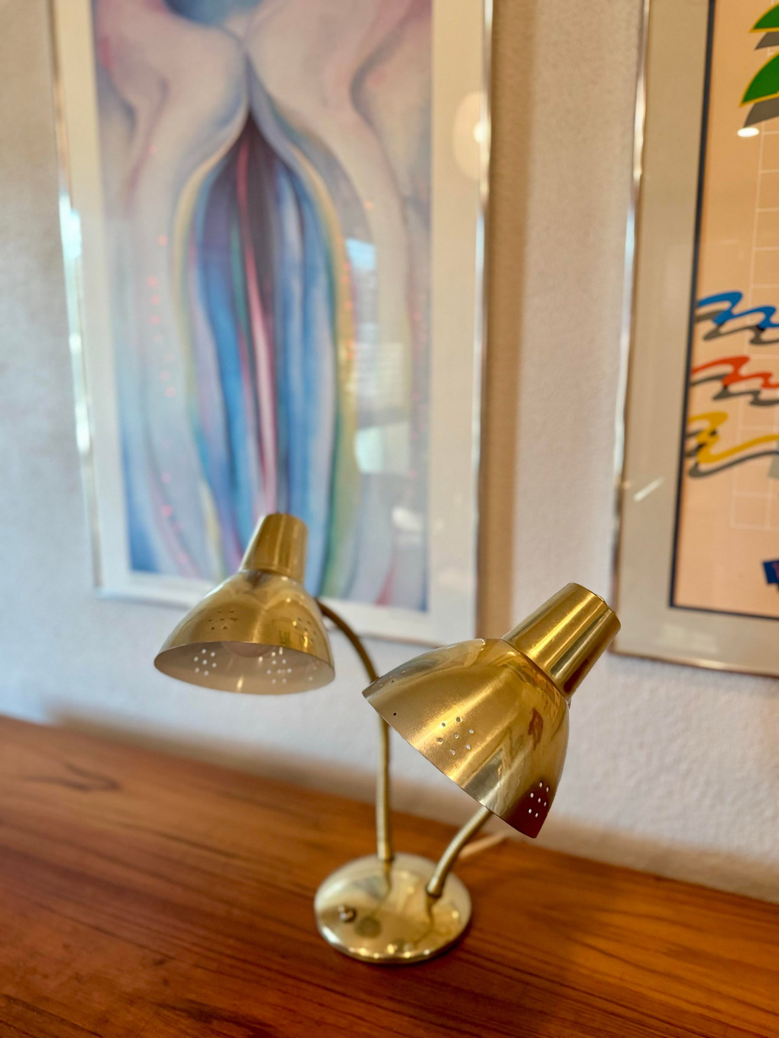 Vintage Double Gooseneck Brass Desk Lamp With Perforated Shades and 3 Way Lighting, Circa 1960s - 4