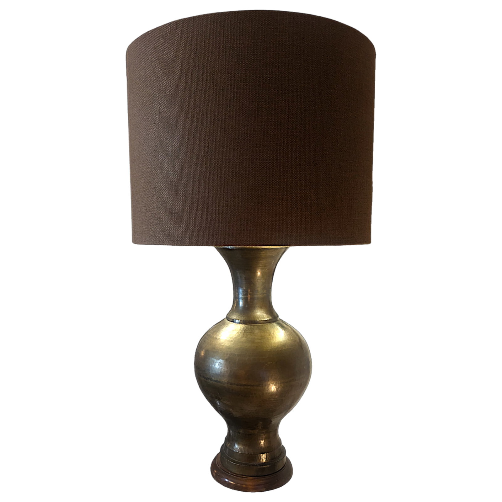 1940s Italian Monumental Hammered Brass Seamless Bulbous Table Lamp on Mahogany Plinth - 18