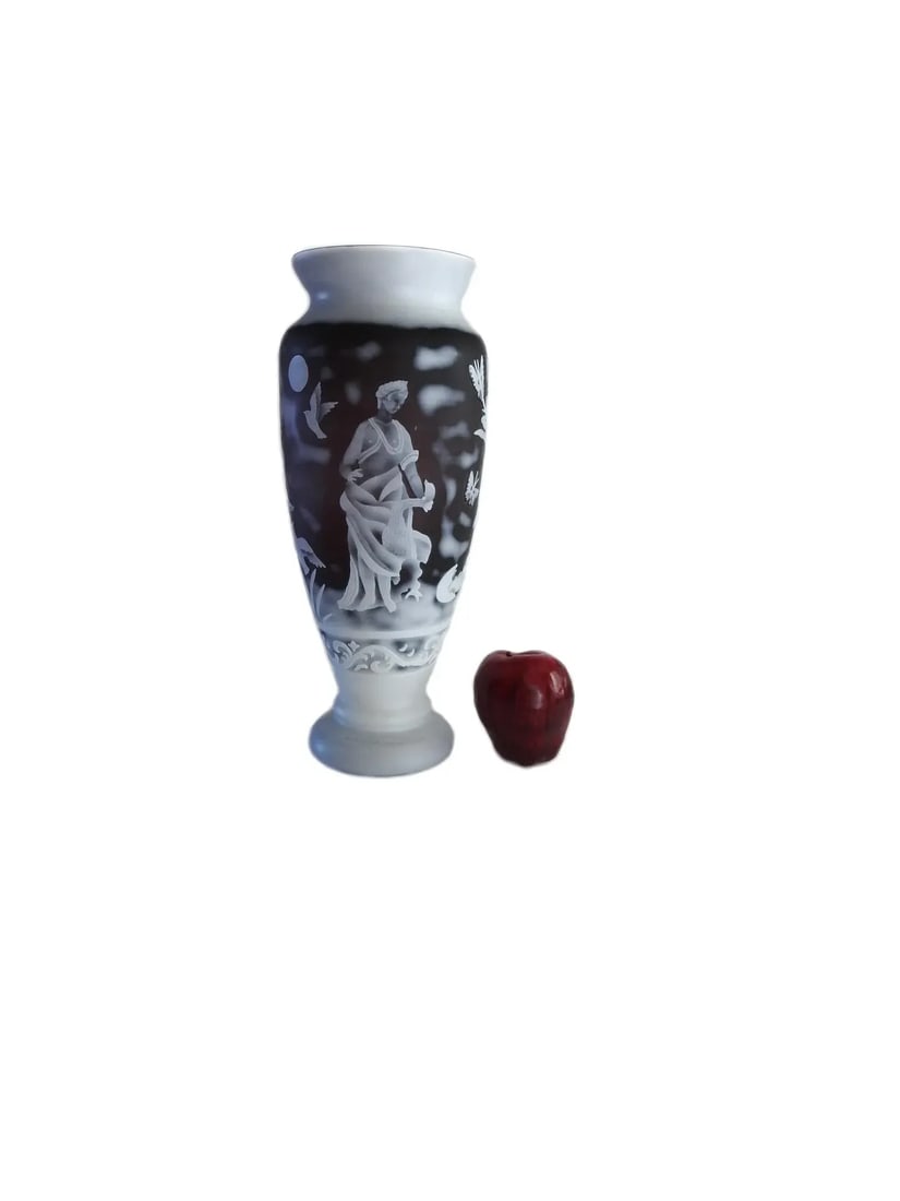 Antique John Northwood Cameo Leda and the Swan Glass Vase - 11