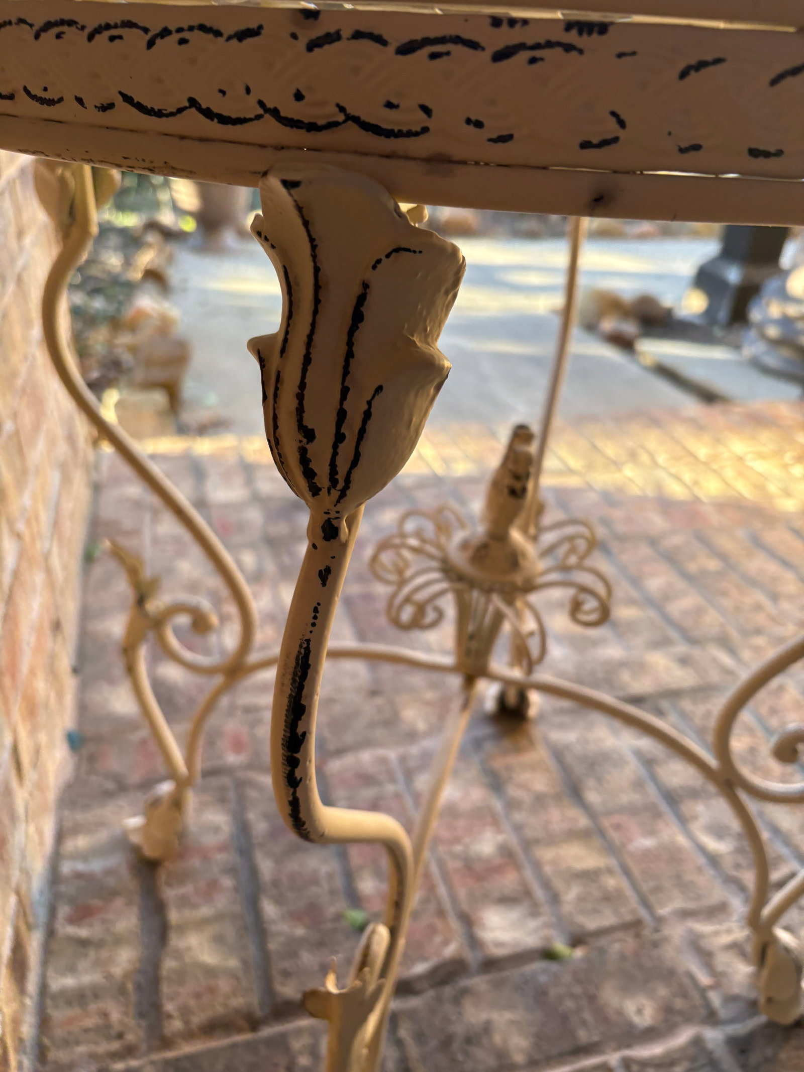 Vintage French Provincial Wrought Iron Round Plant Stand With Gallery Rim - 10