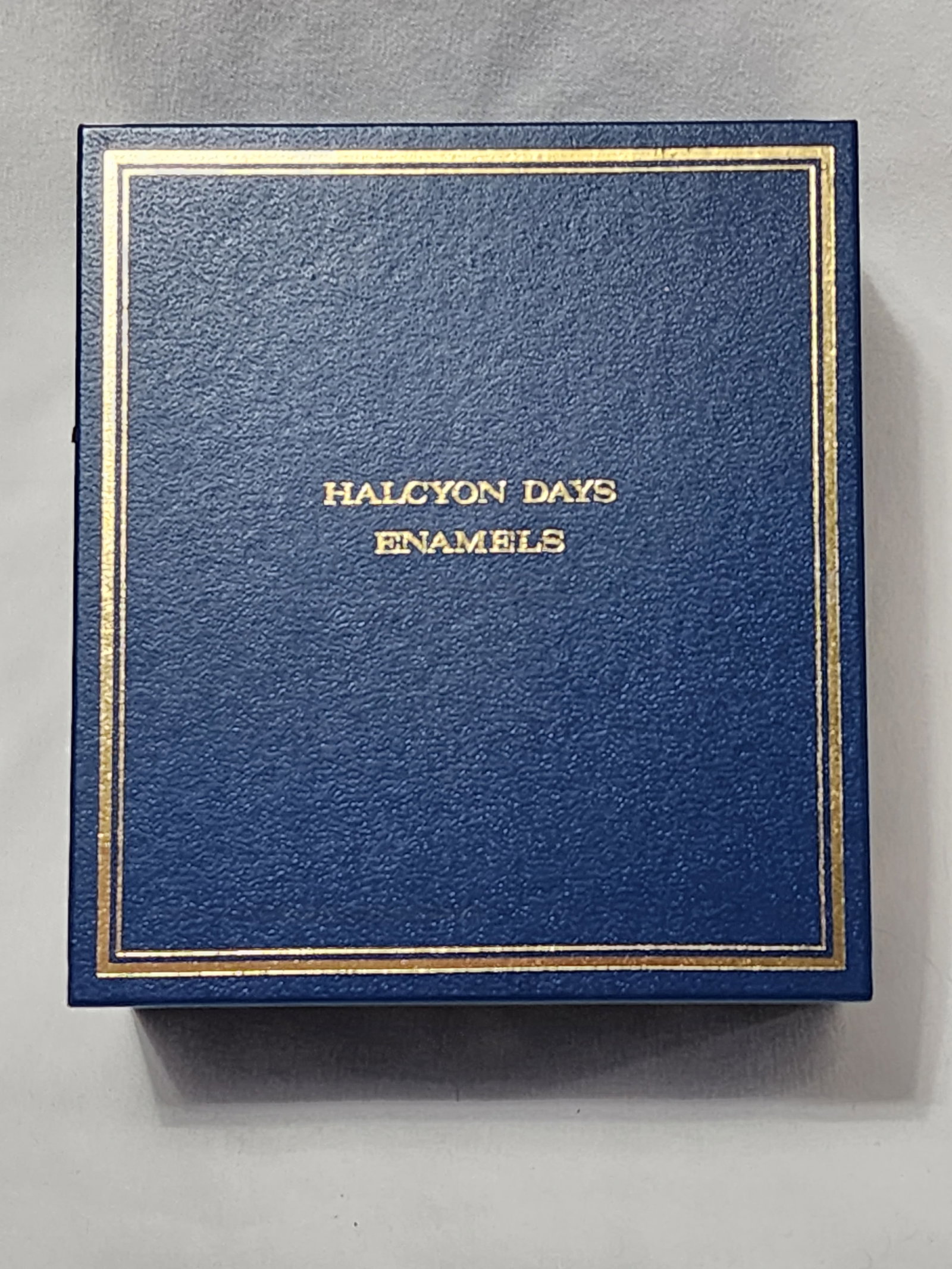 Rare Halcyon Days Swarovski Crystal Trinket Pill Box Vintage Handcrafted Gilbert Collection Enamel - 10