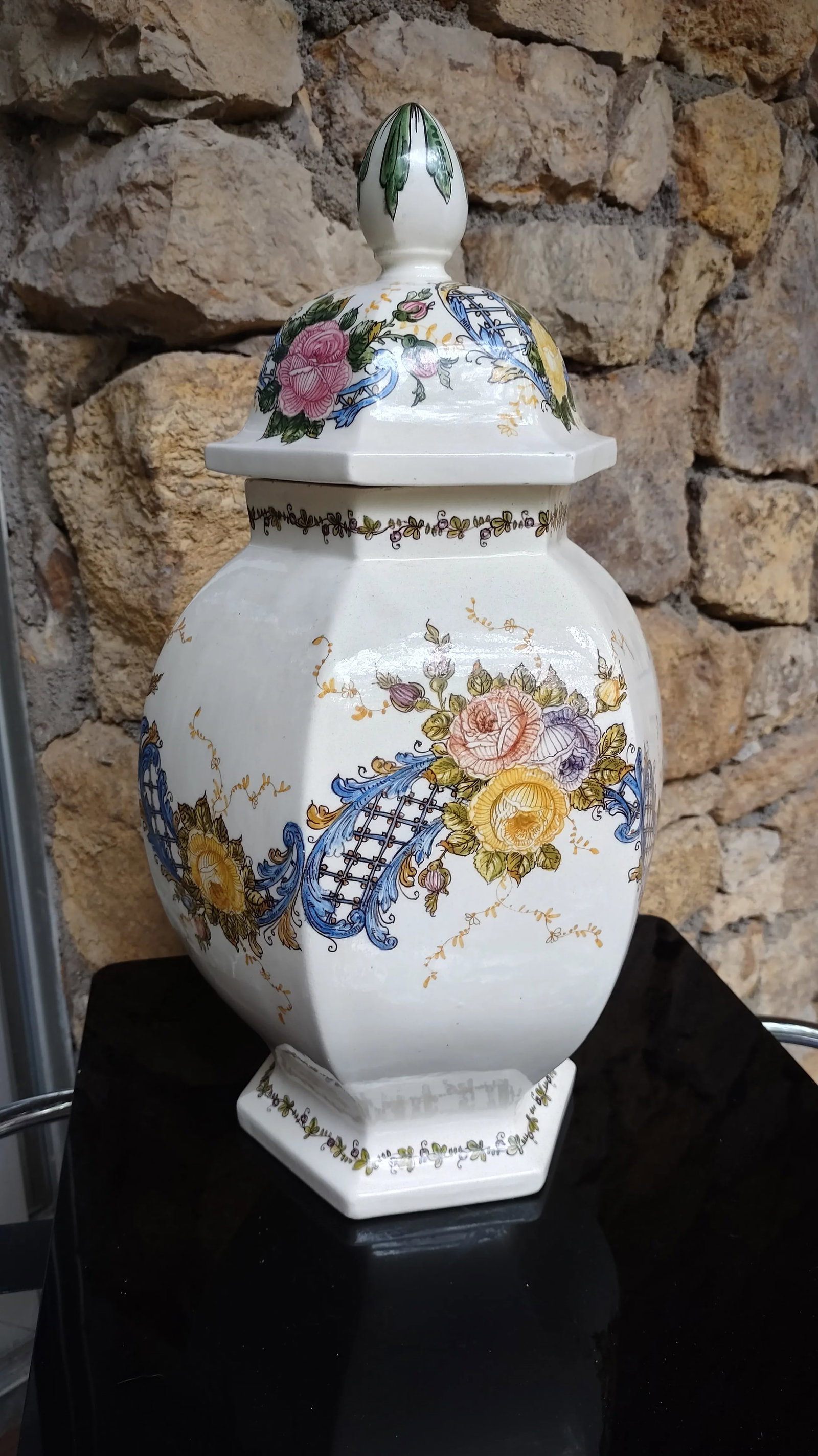Mid 20th Century Monumental Italian Majolica Hand-Painted Ginger Jar - 11