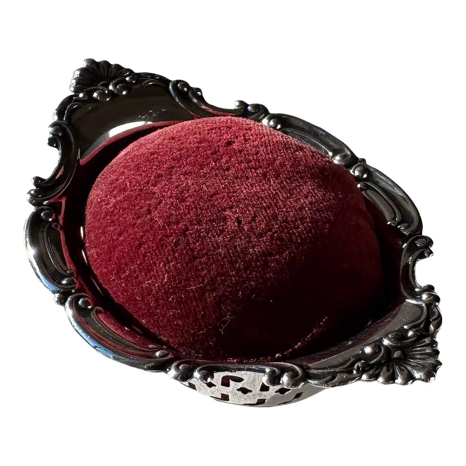 1900s Gorham Sterling Silver Victorian Pin Cushion With Rich Red Velvet: An exquisite Gorham sterling silver pin cushion showcasing the refined elegance of late Victorian design. The beautifully pierced sterling frame features intricate scrollwork, shell flourishes, and