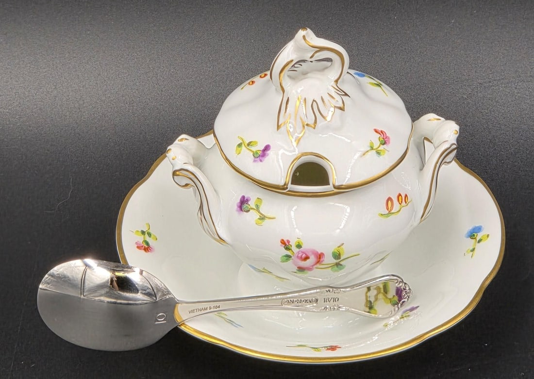 Vista Alegra Porcelain Petite Sugar Bowl With Oneida Sugar Spoon - 12