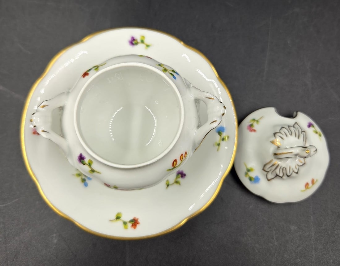Vista Alegra Porcelain Petite Sugar Bowl With Oneida Sugar Spoon - 4