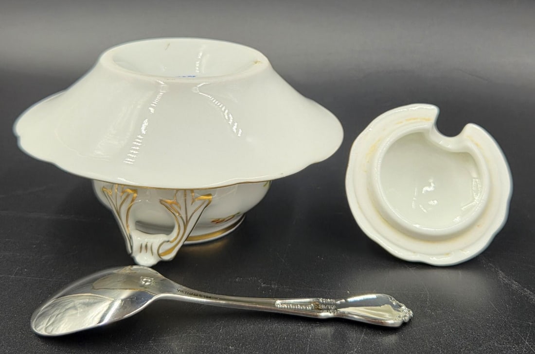 Vista Alegra Porcelain Petite Sugar Bowl With Oneida Sugar Spoon - 6