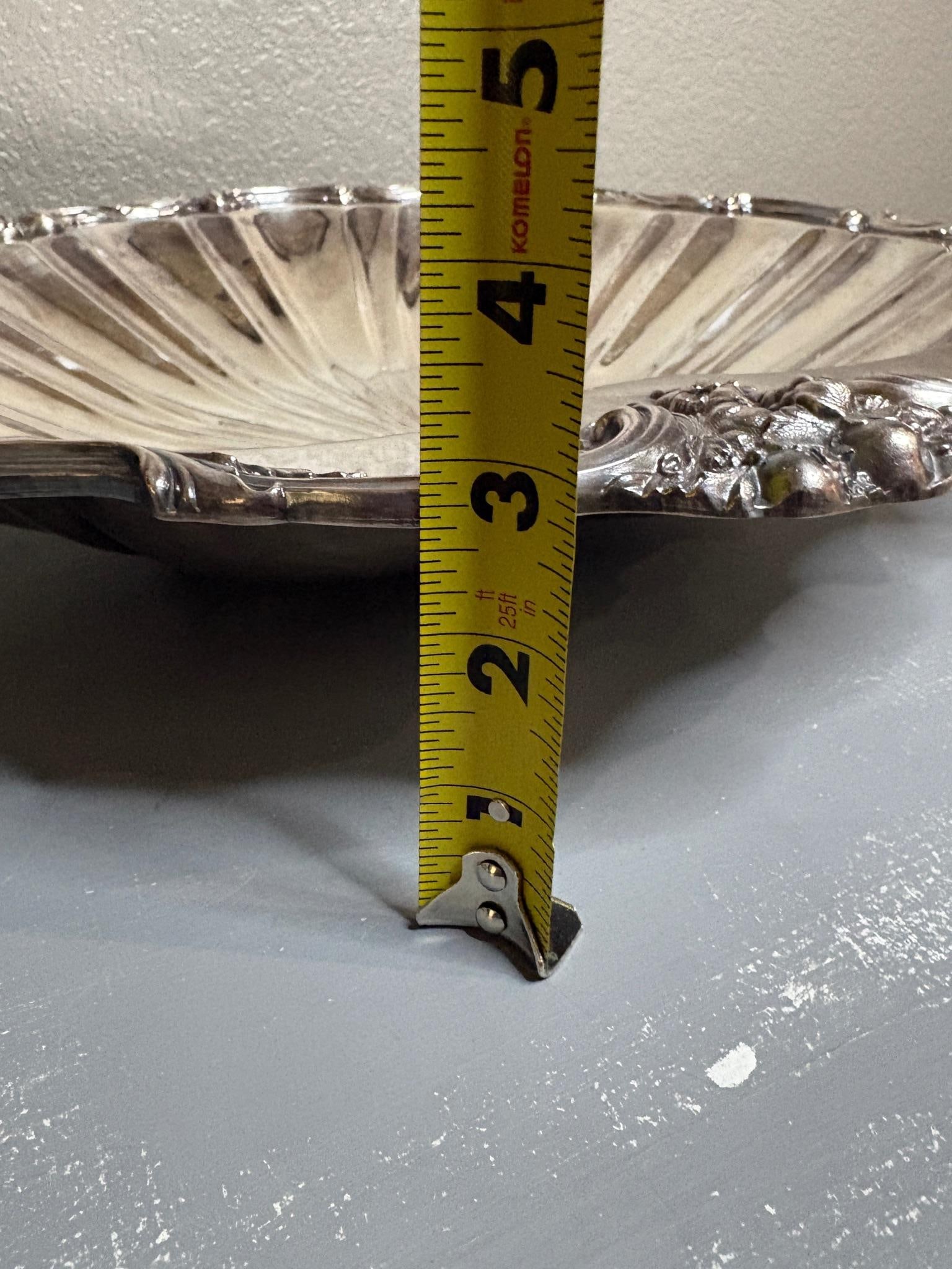 Vintage W & Sb English Regency Style Silver Plated Large Scallop Clam Shell Serving Dish - 6