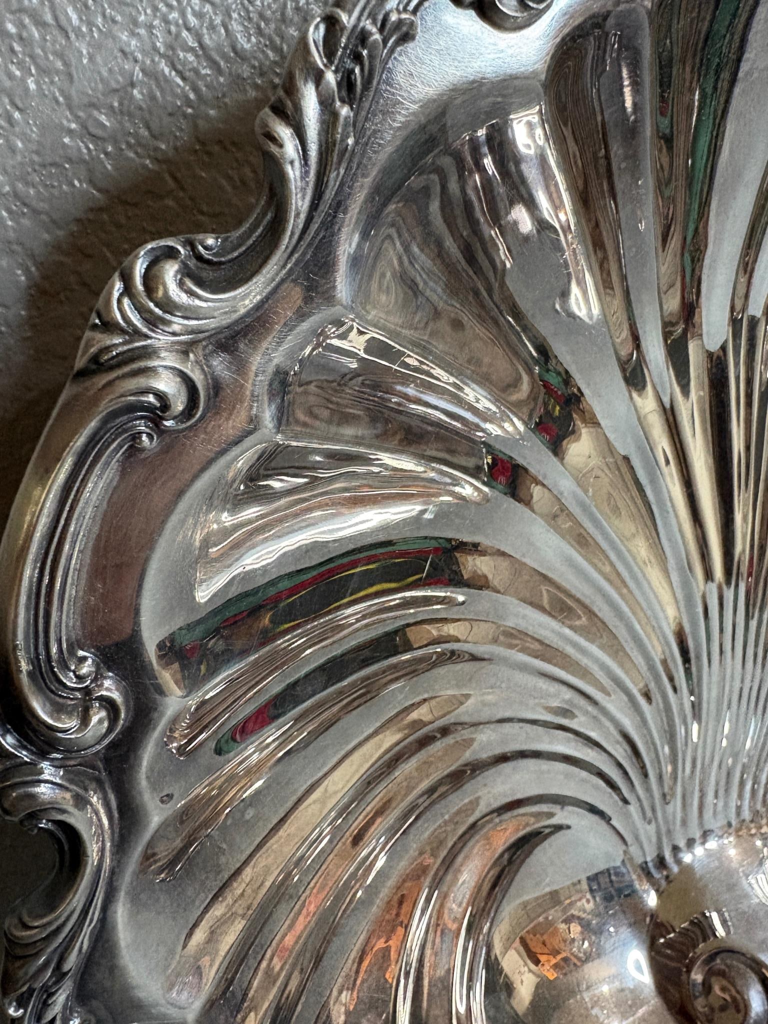 Vintage W & Sb English Regency Style Silver Plated Large Scallop Clam Shell Serving Dish - 8
