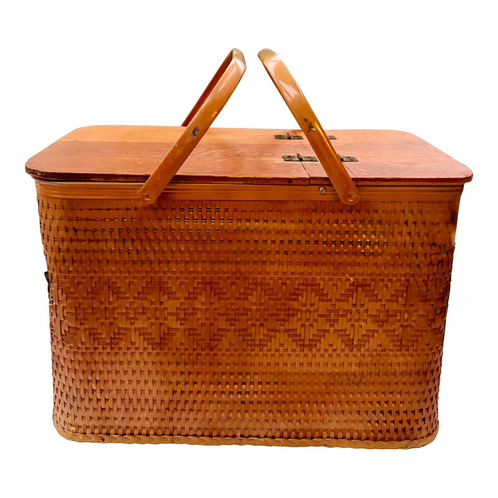 1960's Redmond Woven Rattan PicNic Basket With Dinnerware-13 Pieces (1 of 15)