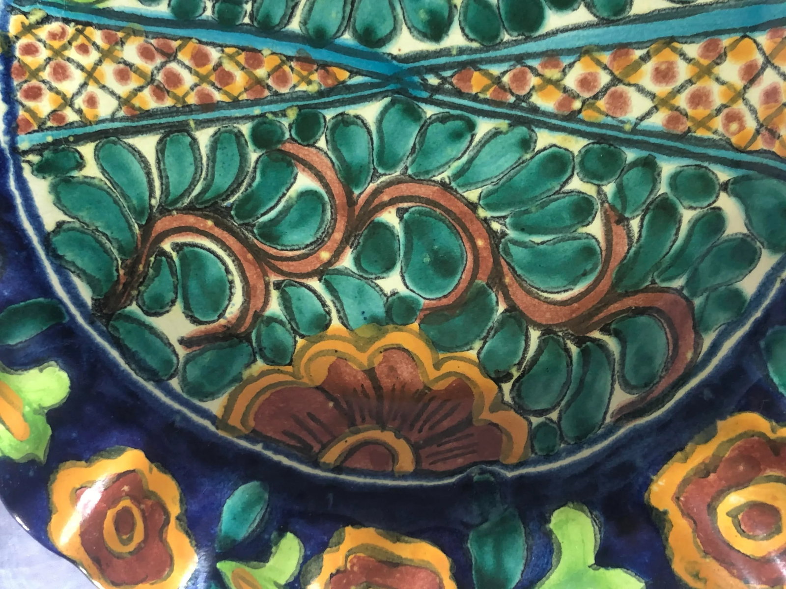 1970s Decorative Spanish Pottery Bowl - 8