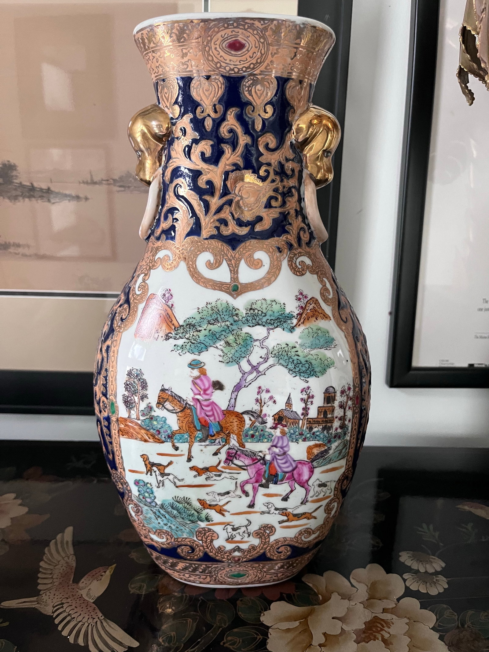 Mid 20th Century Equestrian Hunting Scene Chinese Export Porcelain Vase - 3