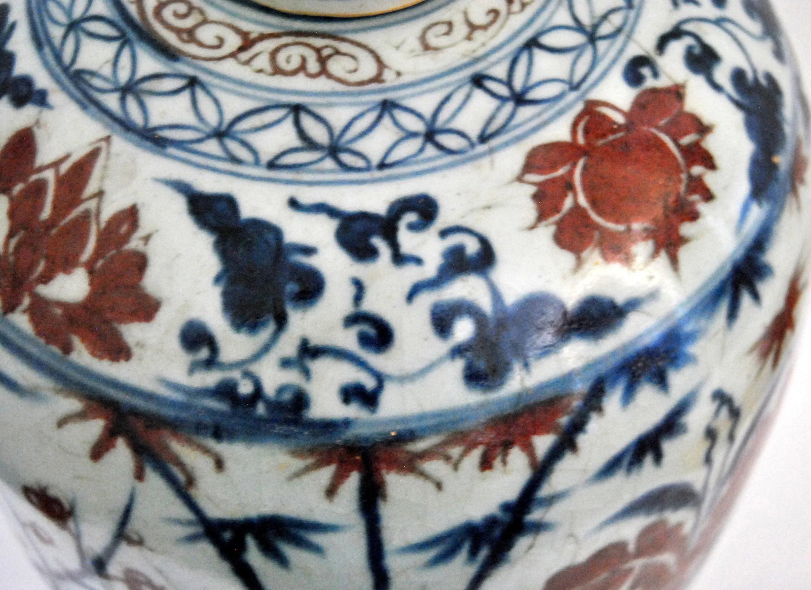 Kakiemon Style Ovoid Large Lidded Floor Vase Bottle Pot Decorated Meiji Imari-Style - 3