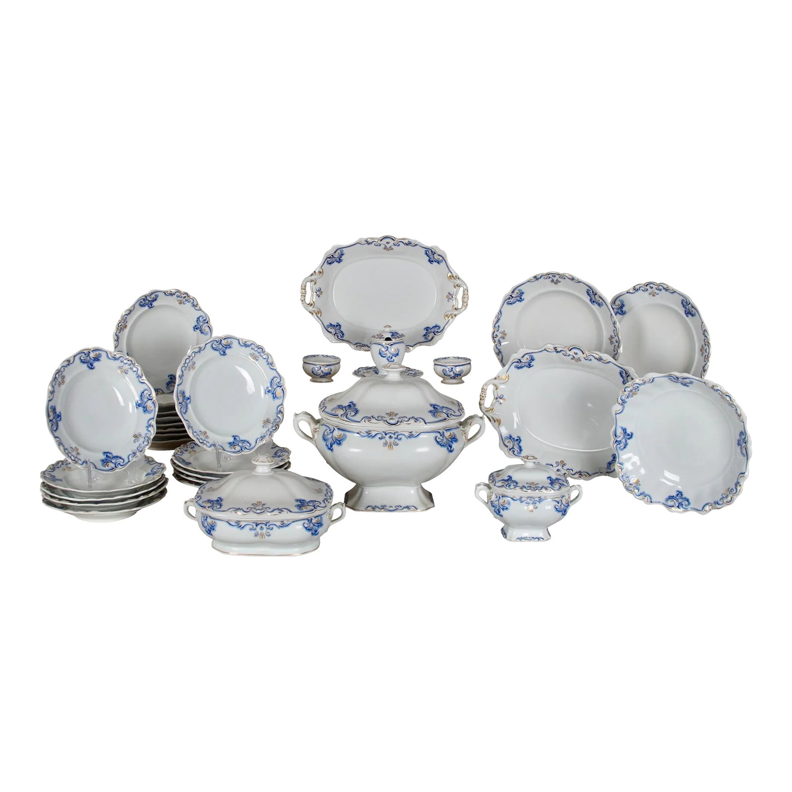 1851 Imperial Vienna Porcelain - Service for 18, 29 Pieces: This extremely rare partial set of dinner service was produced at the Royal Vienna Factory in 1851 under the direction of Baron Leithner, ten years before the factory closed. During Leithner's directi
