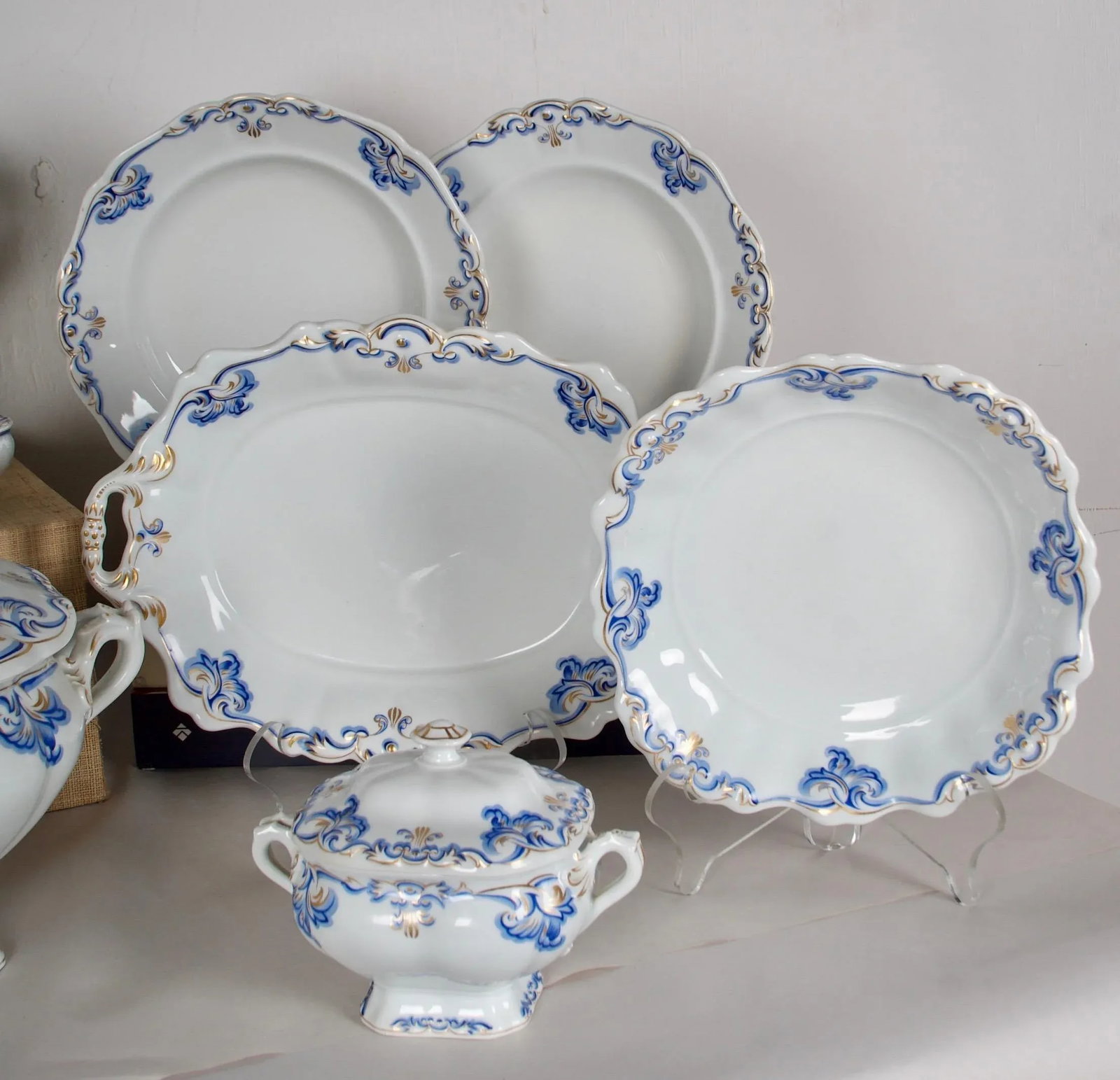 1851 Imperial Vienna Porcelain - Service for 18, 29 Pieces - 2