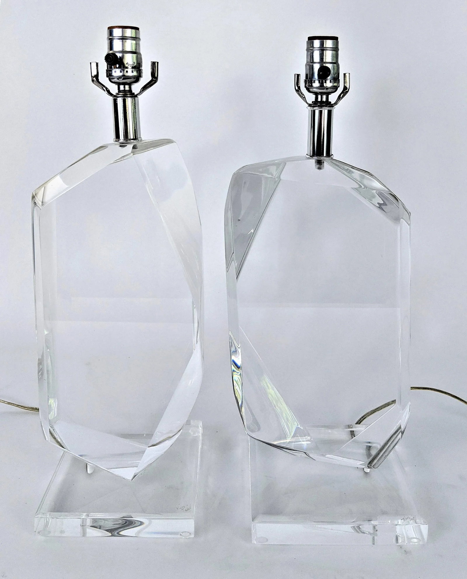 Vintage Van Teal Signed Lucite Table Lamps - a Pair - 9