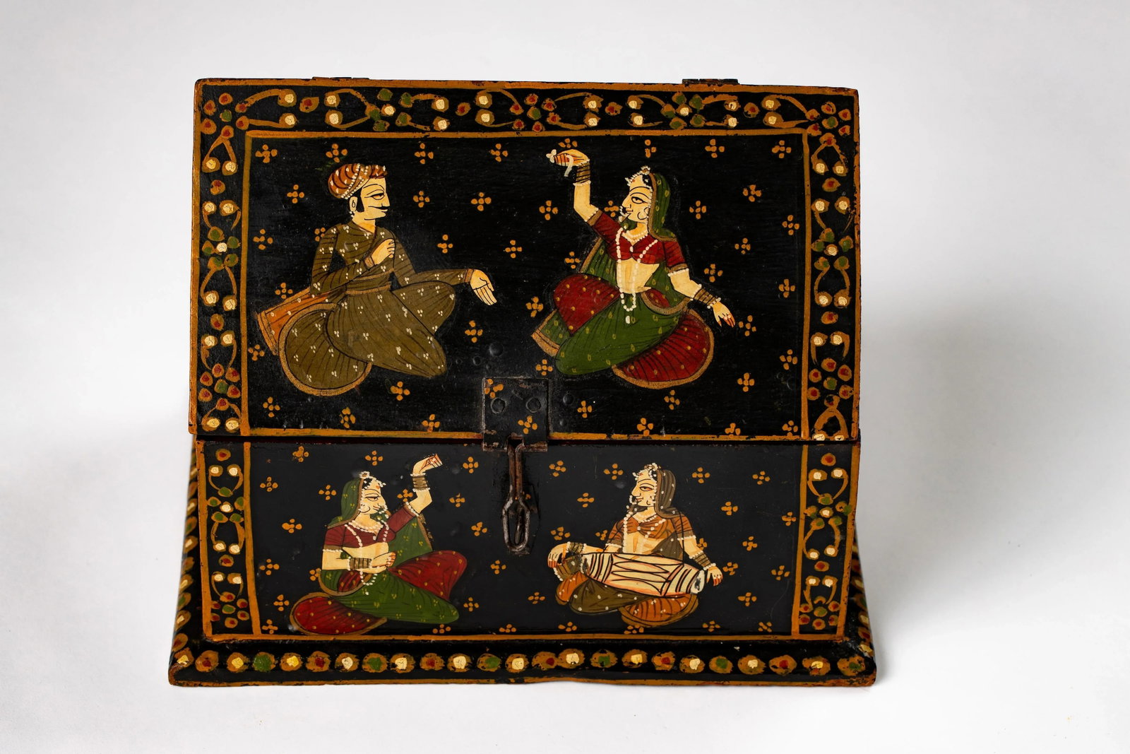 Vintage Rajasthani Indian Hand Painted Wood Jewelry Dowry Box - 6