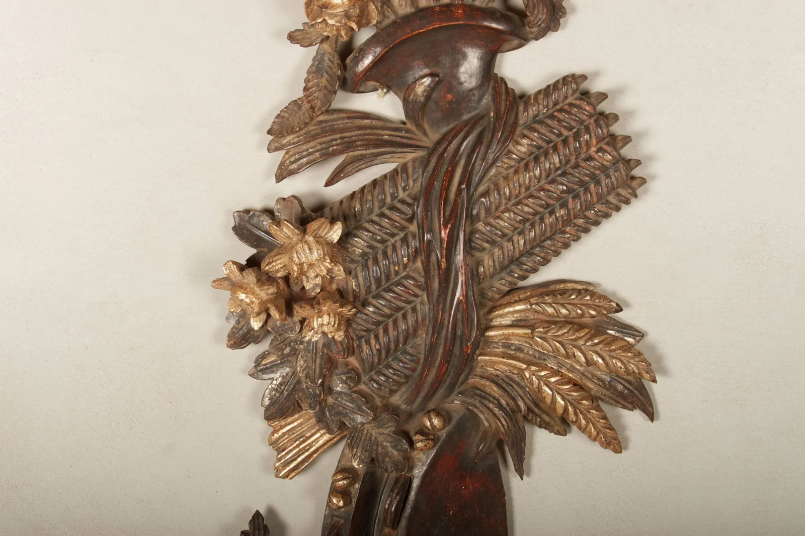19th Century English Regency Carved Giltwood Sconces or Wall Appliques - A Pair - 8