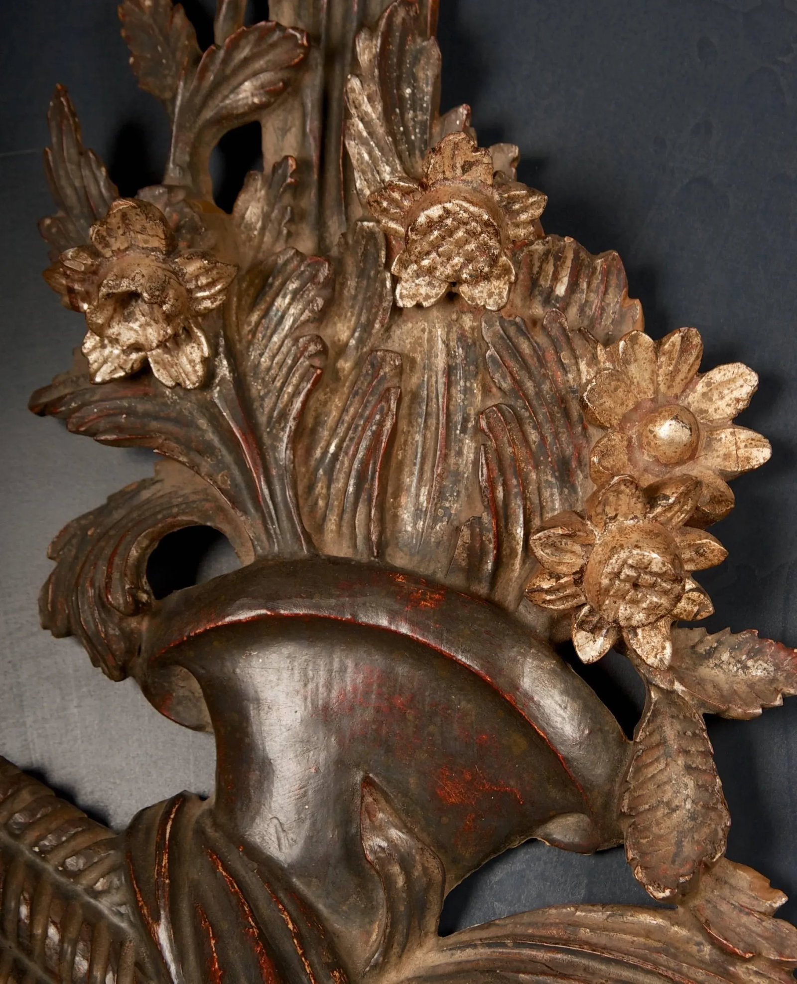 19th Century English Regency Carved Giltwood Sconces or Wall Appliques - A Pair - 9