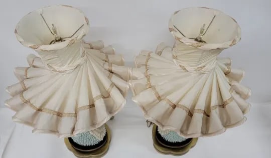 Early 20th Century Victorian Dresden Porcelain Lace Lady Boudoir Lamps - Pair - 9