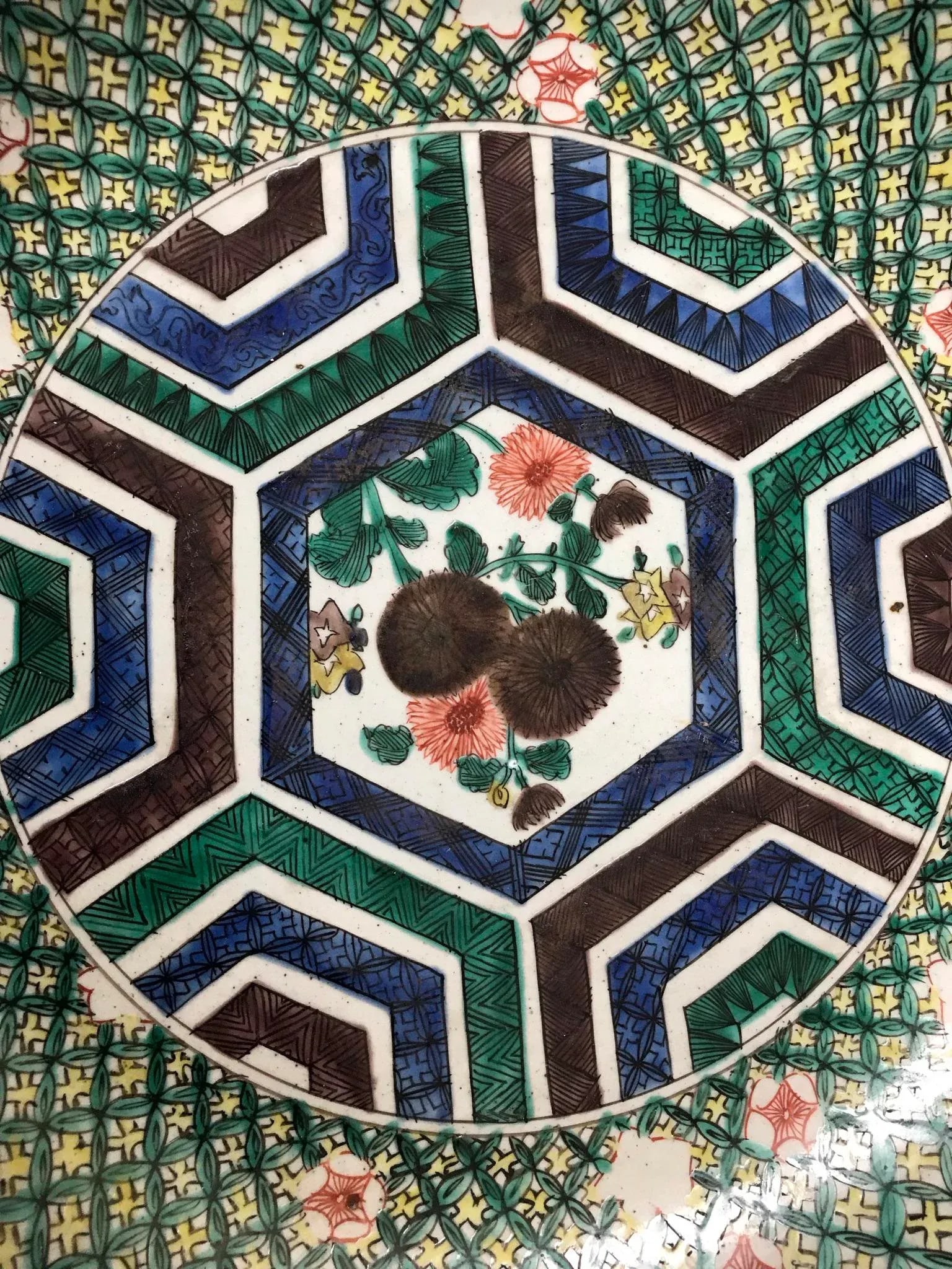 Late 19th Century Kutani Charger in the Yoshidara Style - 3