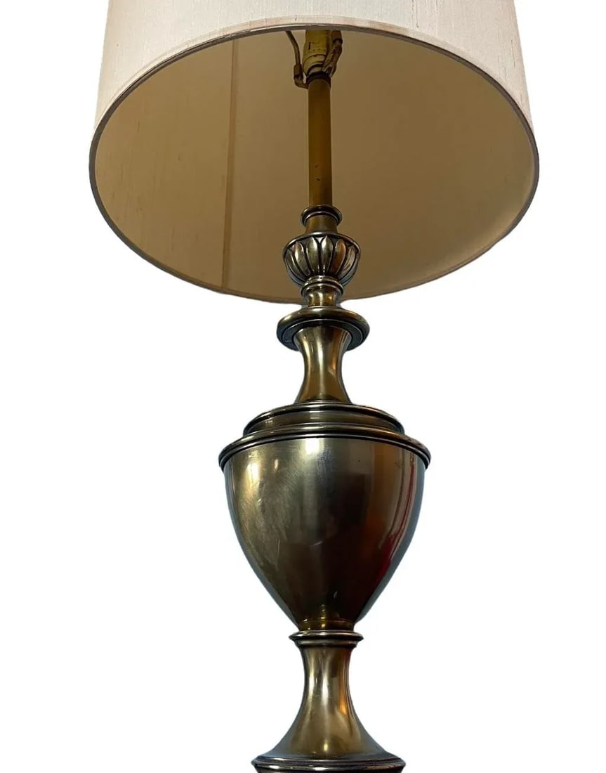 Mid-Century Modern Stiffel Brass Hollywood Regency Urn/Trophy Table Lamp - 2