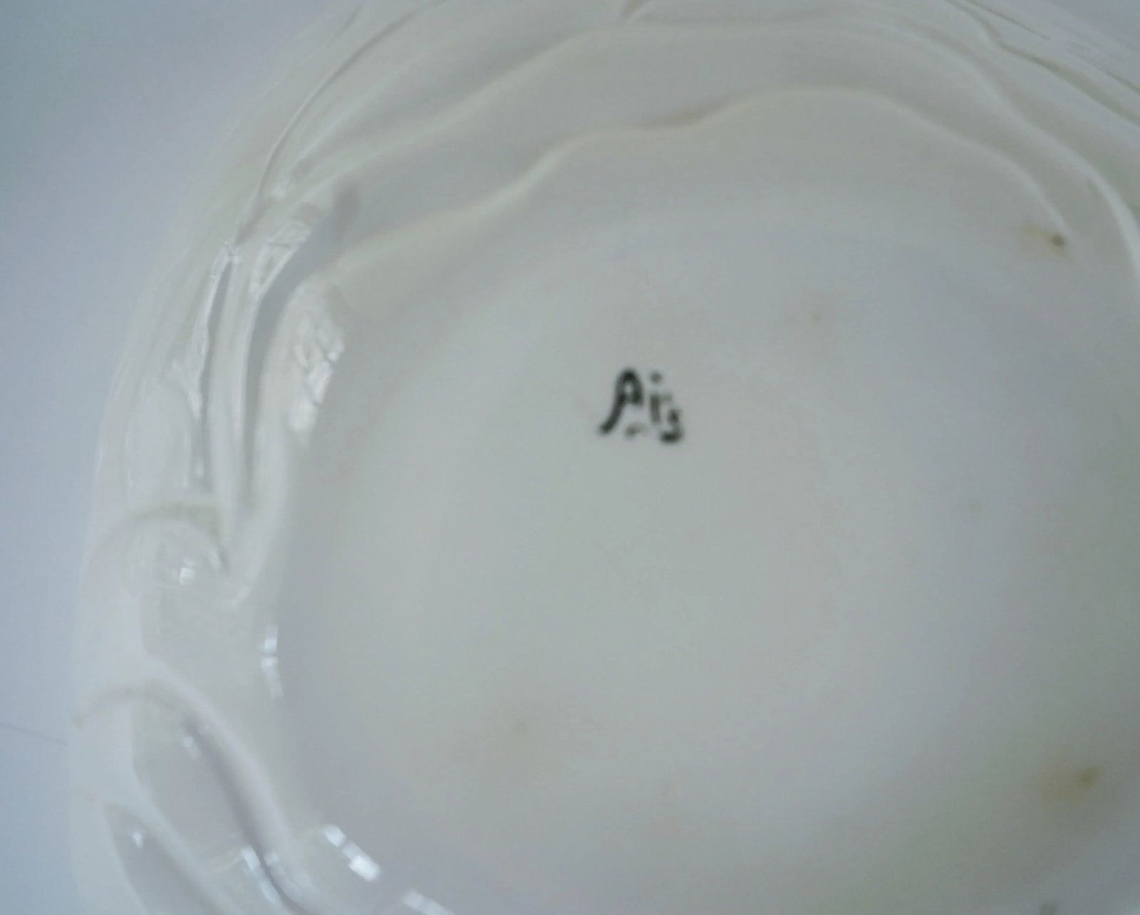 1950s Italian Hand-Painted Clamshell Tureen - 12