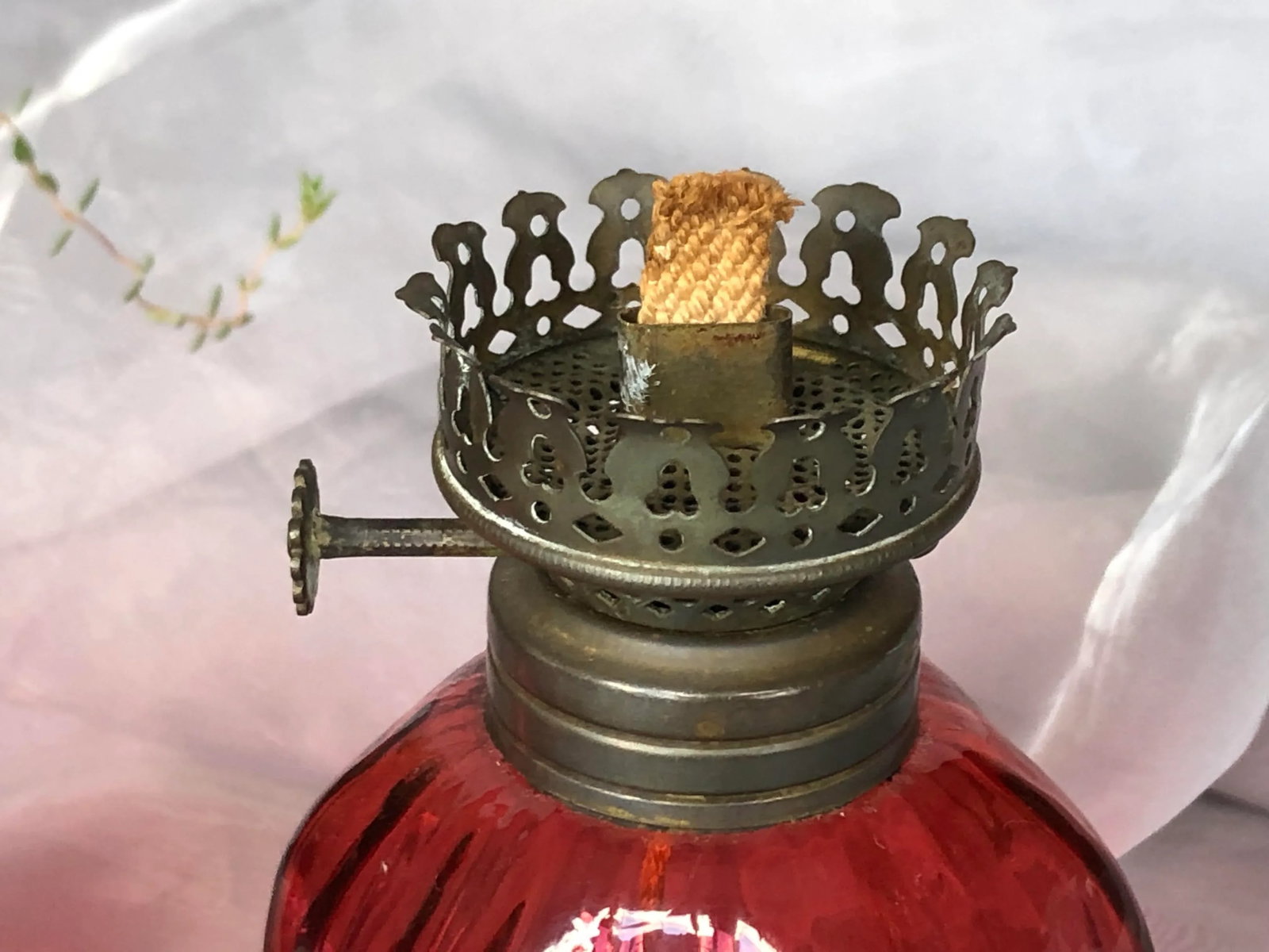 Antique Victorian Cranberry Glass Oil Lamp - 11