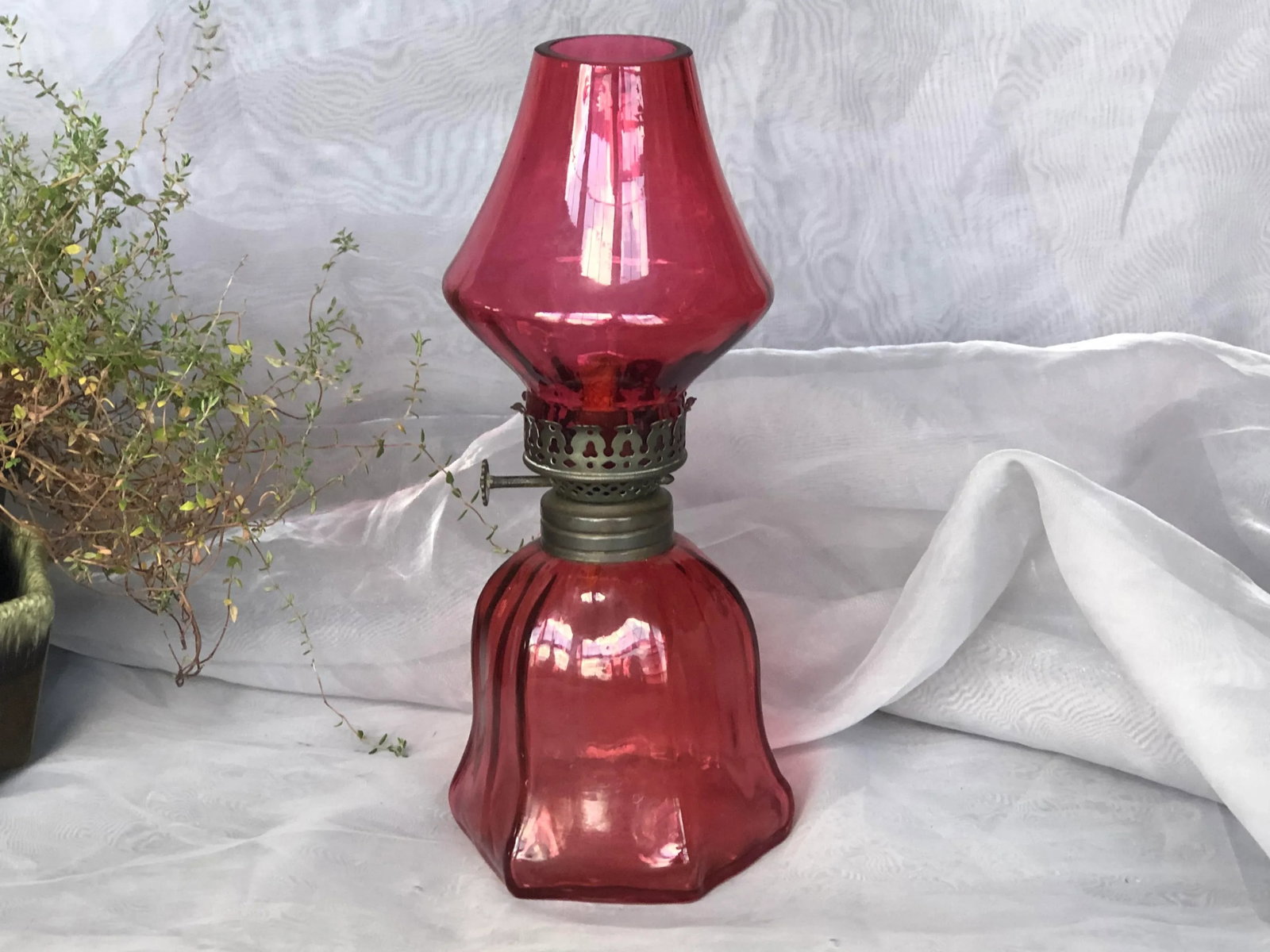 Antique Victorian Cranberry Glass Oil Lamp - 4