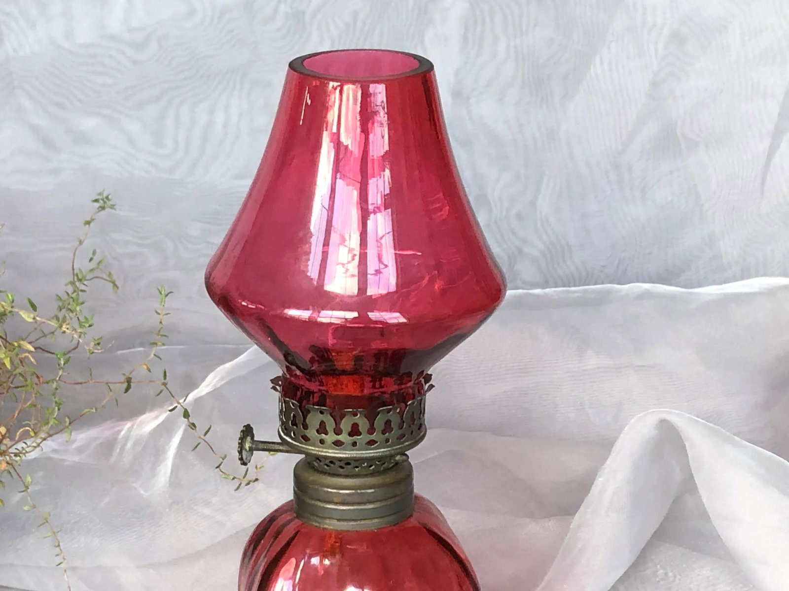 Antique Victorian Cranberry Glass Oil Lamp - 5