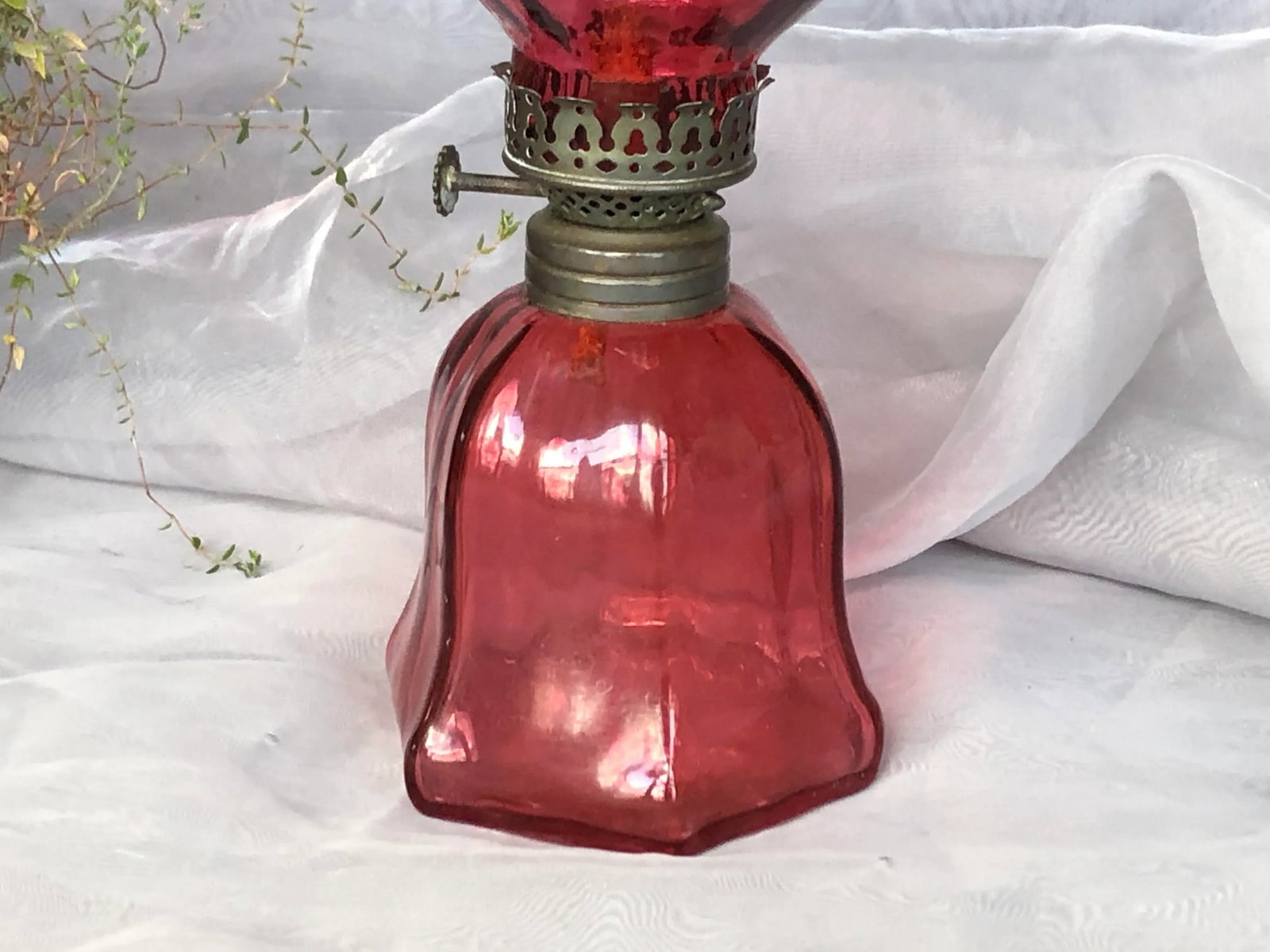 Antique Victorian Cranberry Glass Oil Lamp - 7