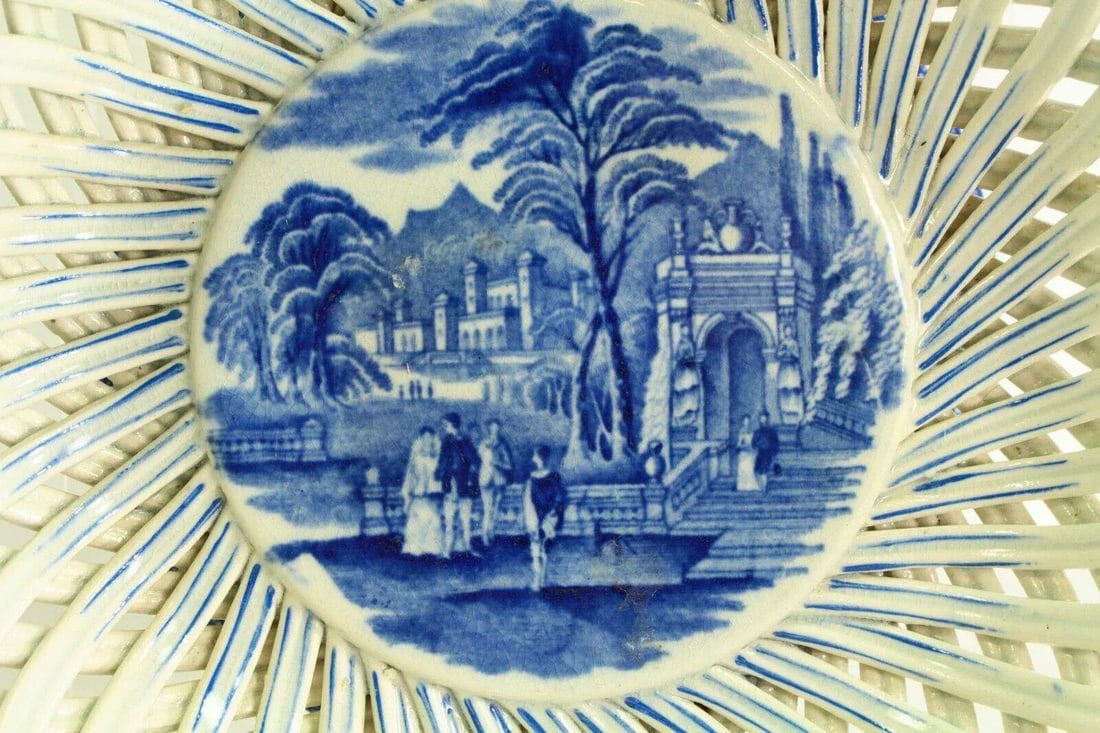 1840-50 Weaved Raised Porcelain Serving Bowl / Basket Stafforshire - 4