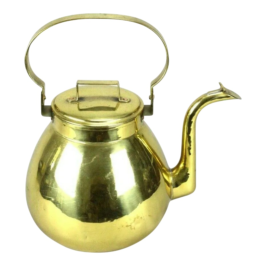 1800s X-Large Brass Tea Coffee Kettle Community Teapot English: A stunning extra-large brass vessel Tea of coffee kettle in a size that would suggest a very large family or community use Unusual pear shape with lidded spout that stays under right angle Copper
