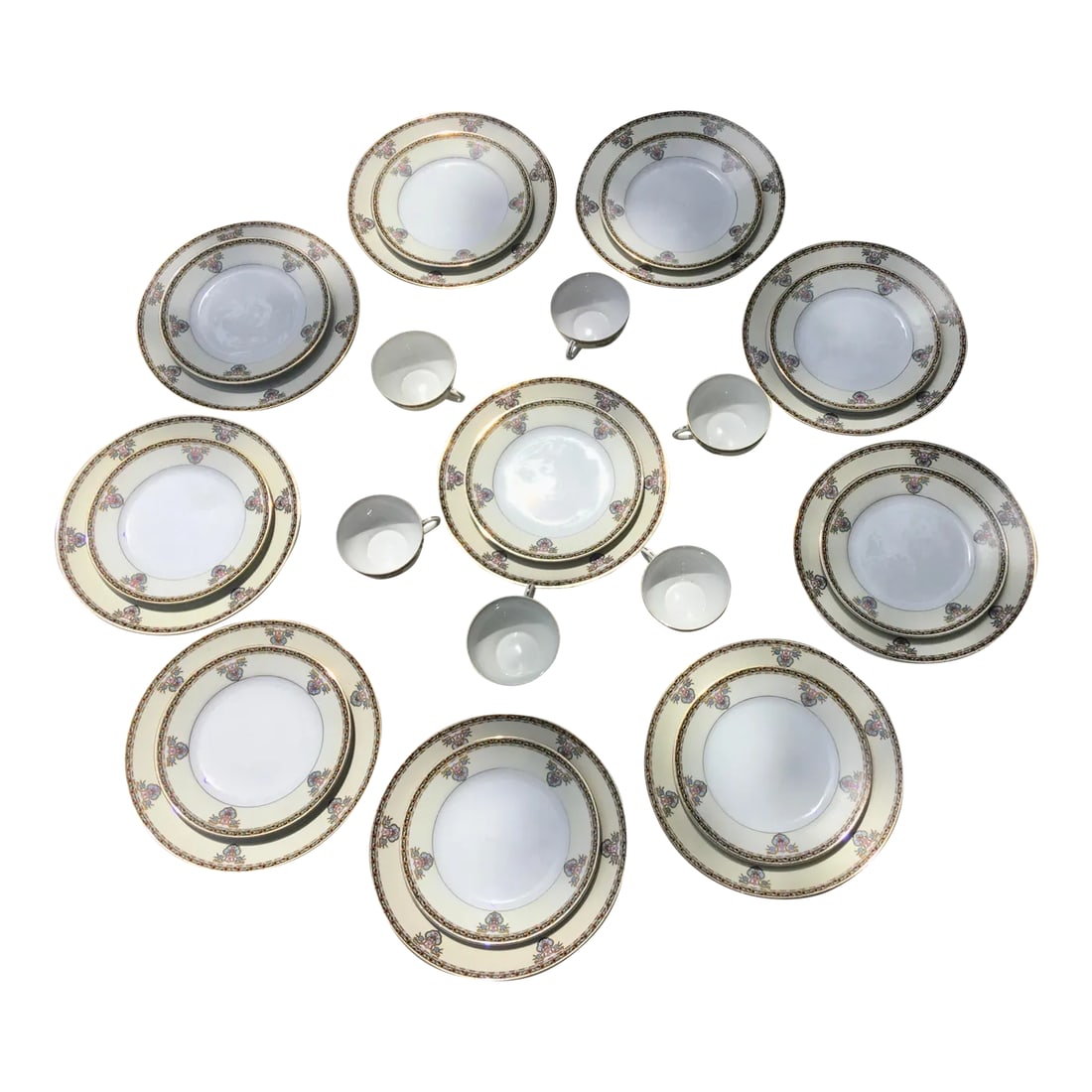 Early 20th Century Noritake Belleclaire China Plate Set- 26 Pieces: A beautiful Edwardian style china collection with a green & black outer border with small yellow flowers and an inner border in palest yellow with pink & blue floral medallions. -Salad plates measure 