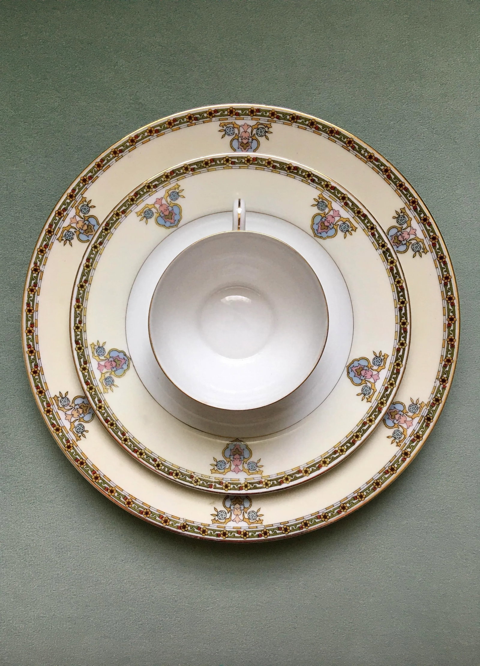 Early 20th Century Noritake Belleclaire China Plate Set- 26 Pieces - 7